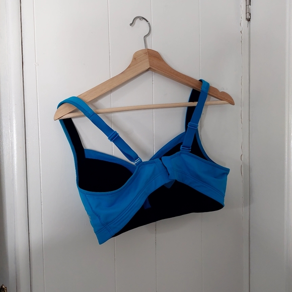Lululemon top - Picture 2 of 4